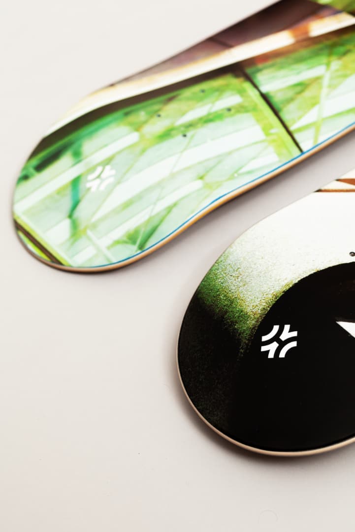 Planches de skateboard Hextra Skateboarding, désignées à Bordeaux et fabriquées en France.