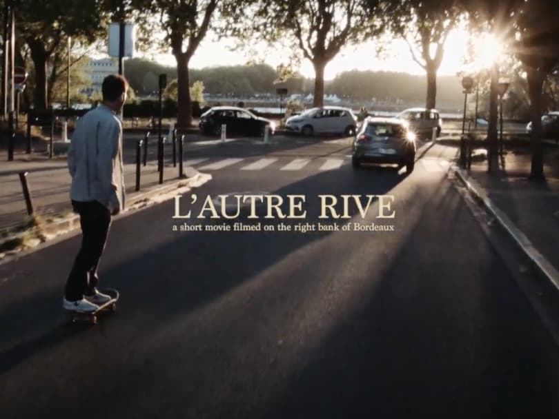 Le team Hextra Skateboarding sillonne la rive droite de Bordeaux en skateboard.
